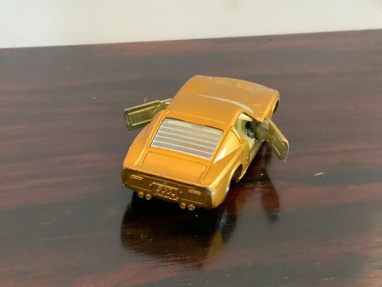 Billede 4 - Matchbox Superfast No. 33  Lamborghini Miura P400