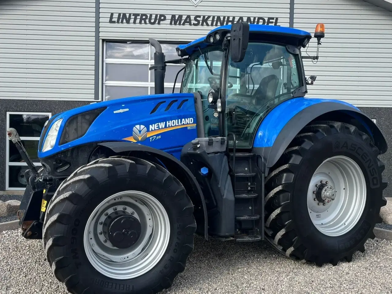 Billede 1 - New Holland T7.315 HD med frontlift og front PTO.