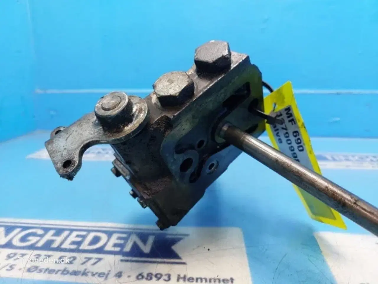 Billede 7 - Massey Ferguson 690 Ventil 1679099M95