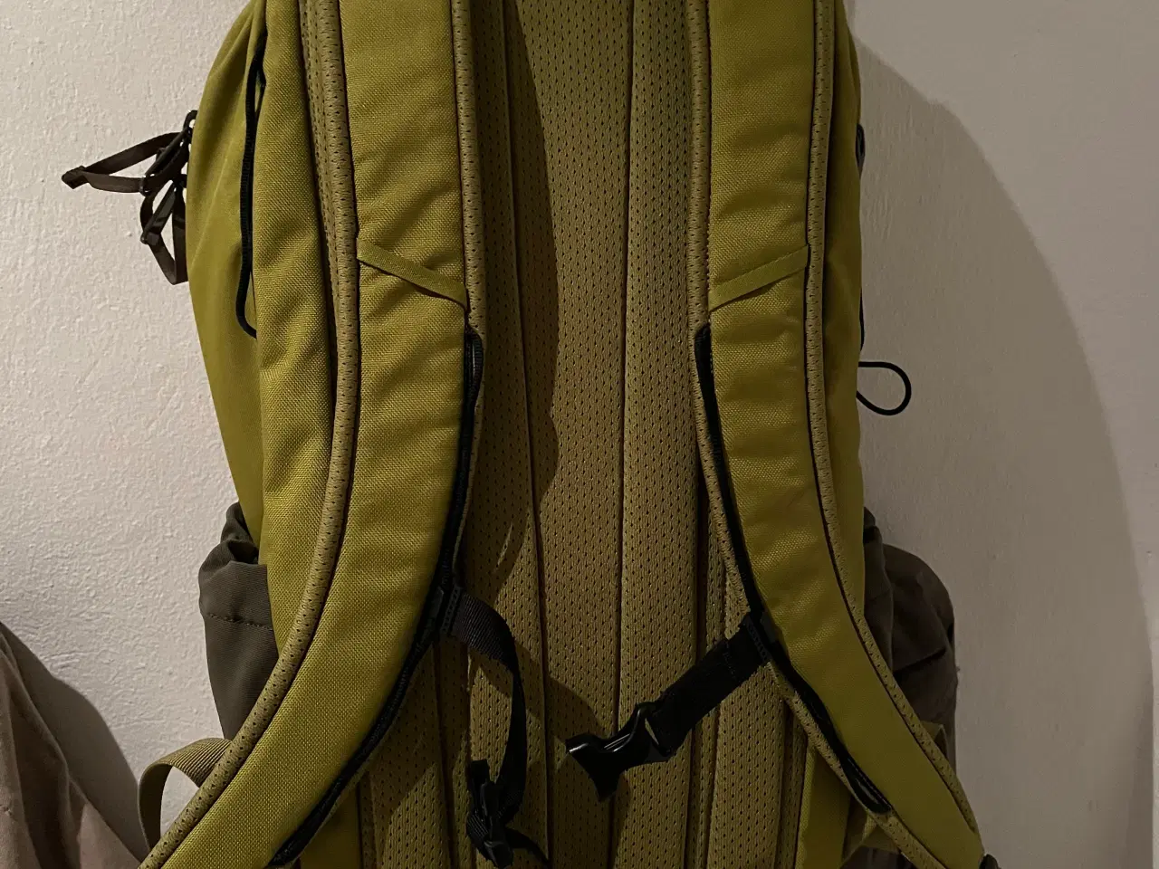Billede 1 - 20 l Arcteryx dagrygsæk 20 l sælges