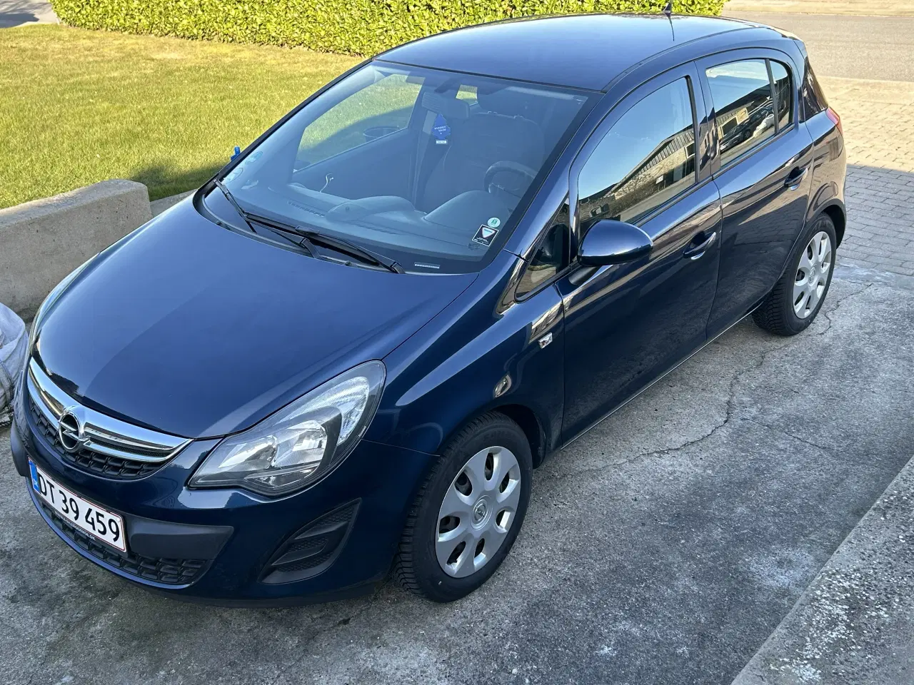 Billede 2 - Velholdt Opel Corsa 1,2i Twinport Enjoy 5-dørs