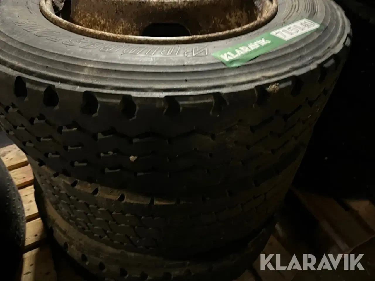 Billede 9 - Dæk med fælg 275/70R22.5 3 styk