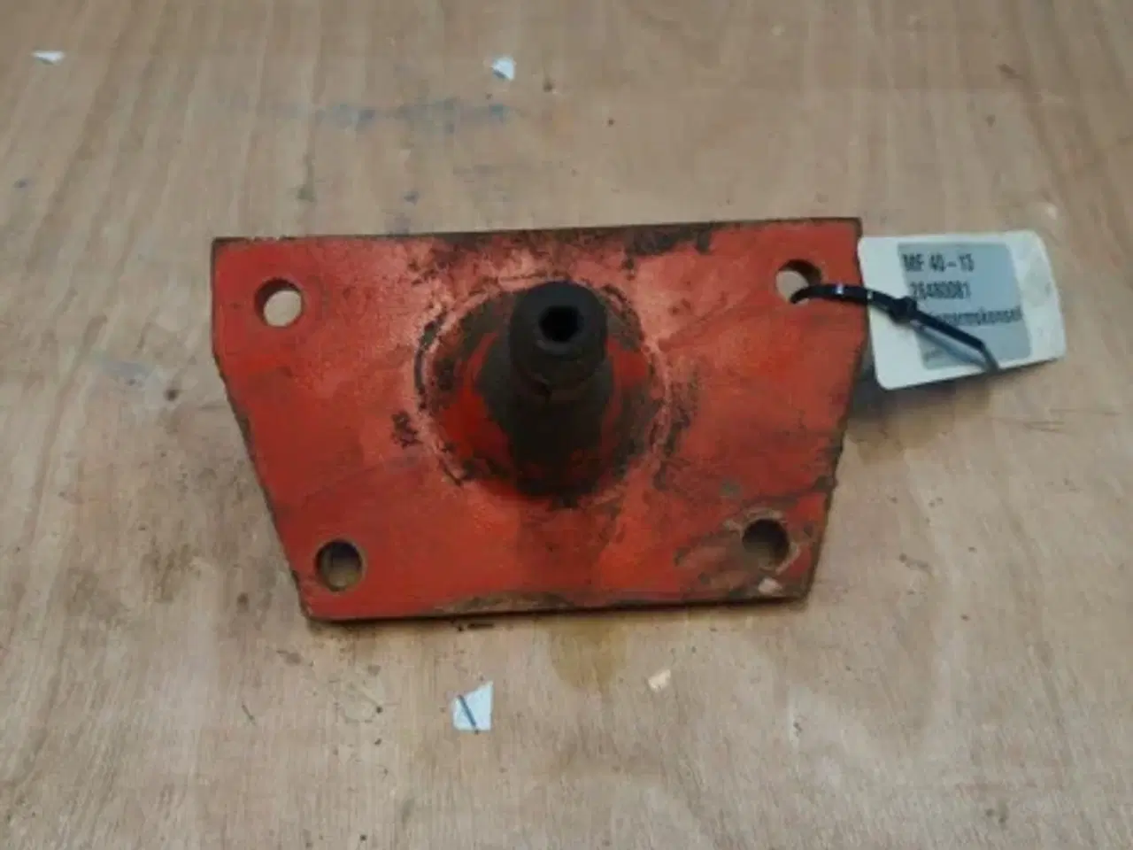 Billede 4 - Massey Ferguson 40 Svingarmkonsol R. 28480081