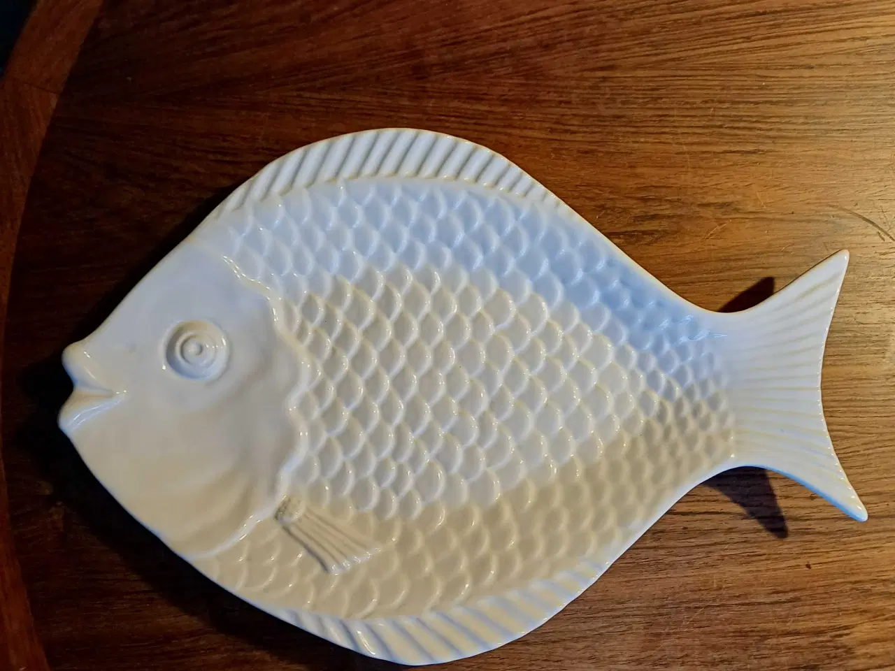 Billede 1 - Hvidt porcelæn fiske fad