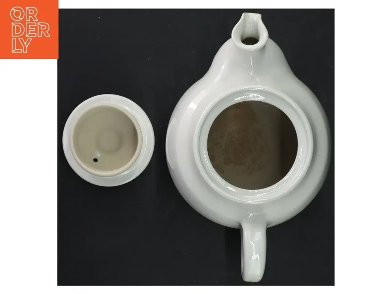 Billede 3 - Hvid keramisk tekande fra K K Danmark (str. 22x16 cm)