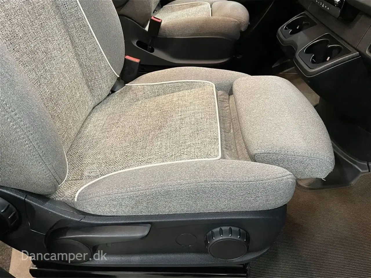 Billede 19 - 2025 - Carthago Van Genius 641 LE MB   GENIAL Carthago Van Genius 641 LE 170 Hk - 9 trin G-Tronic automatgear