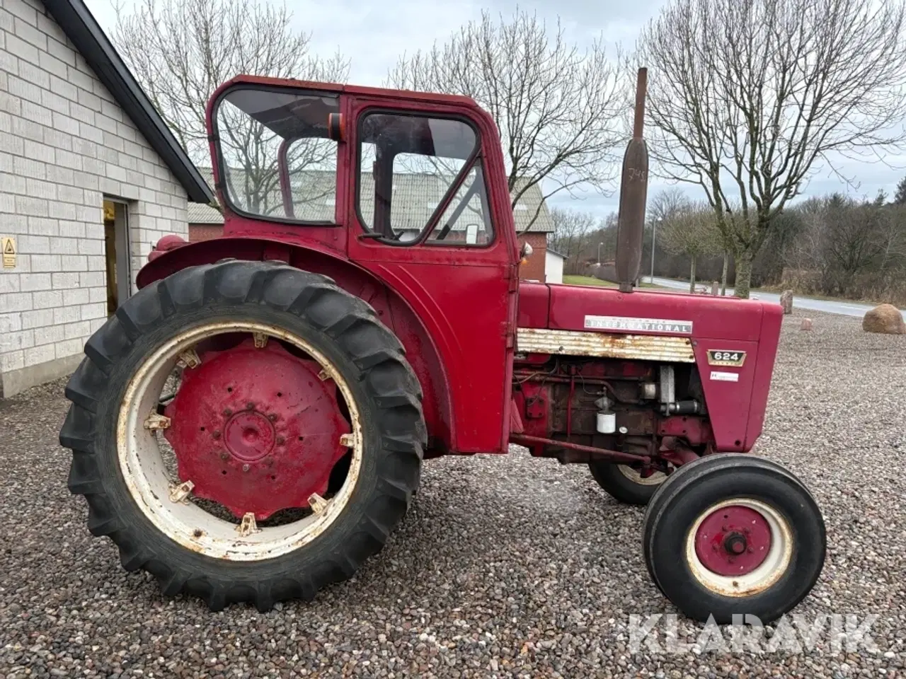 Billede 5 - Veterantraktor International 624 IH