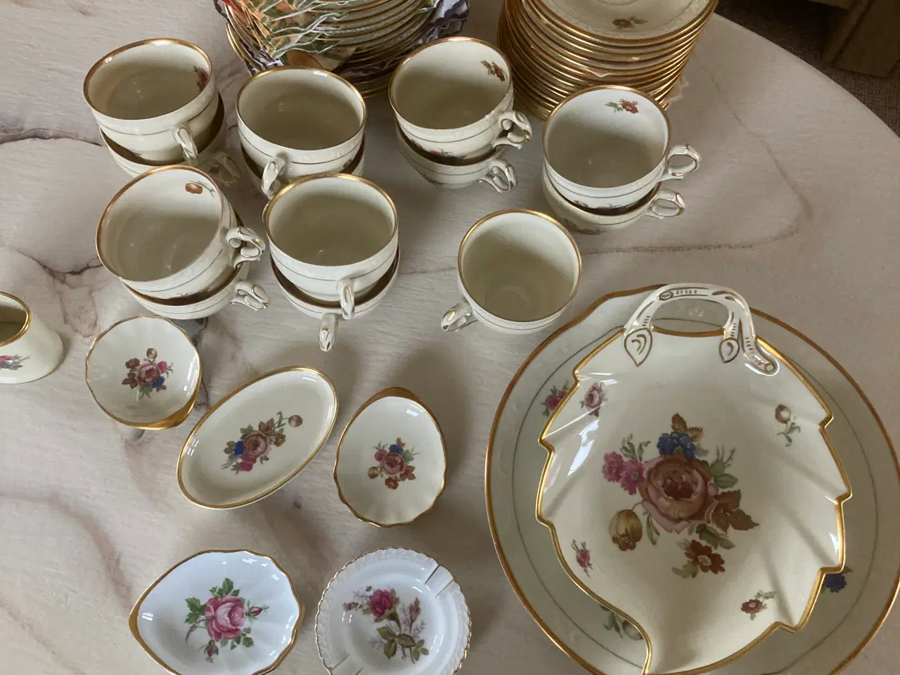 Billede 1 - Rosenborg stel