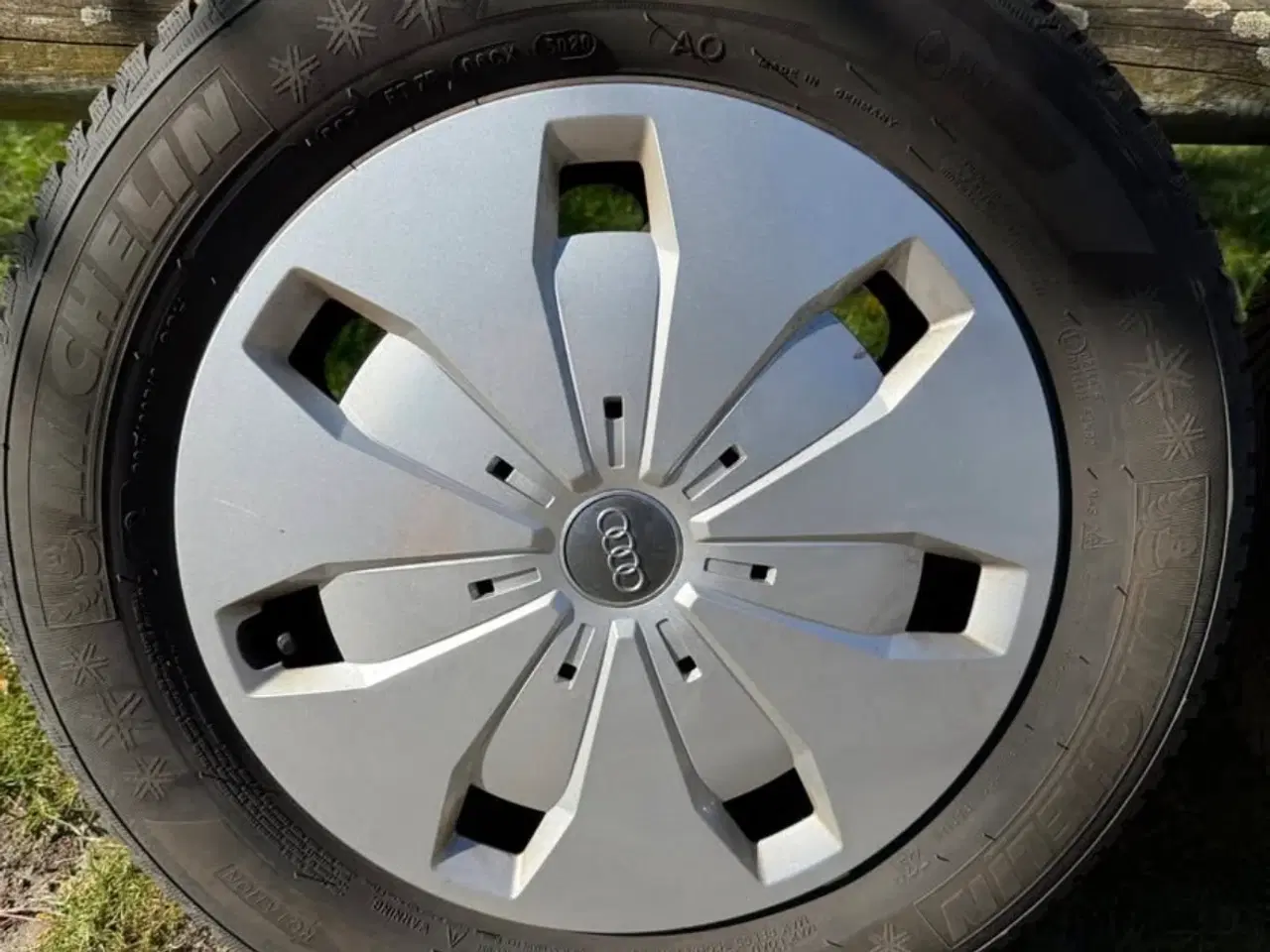 Billede 3 - Michelin Alpin vinterdæk med fælge 205/60 R16