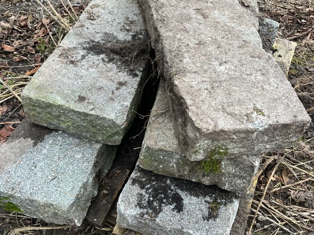 Billede 2 - Granitkantsten 