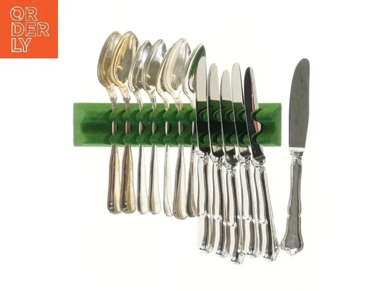 Billede 2 - Bestik sæt med knive og skeer (str. 14-15,5 cm)