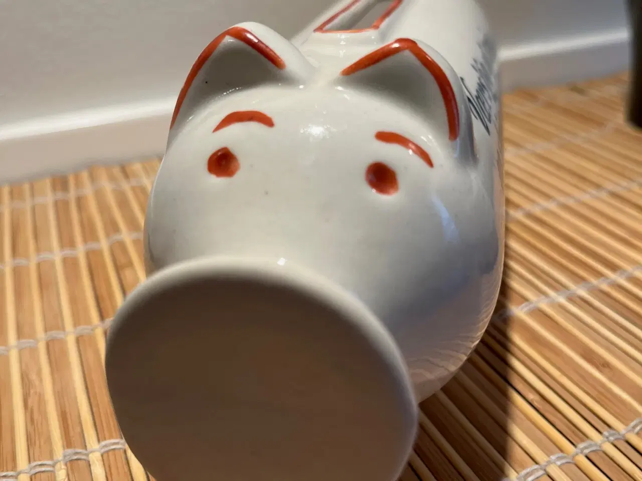 Billede 5 - Retro pølsegris – Værs’go og spis, en skive fra Vo