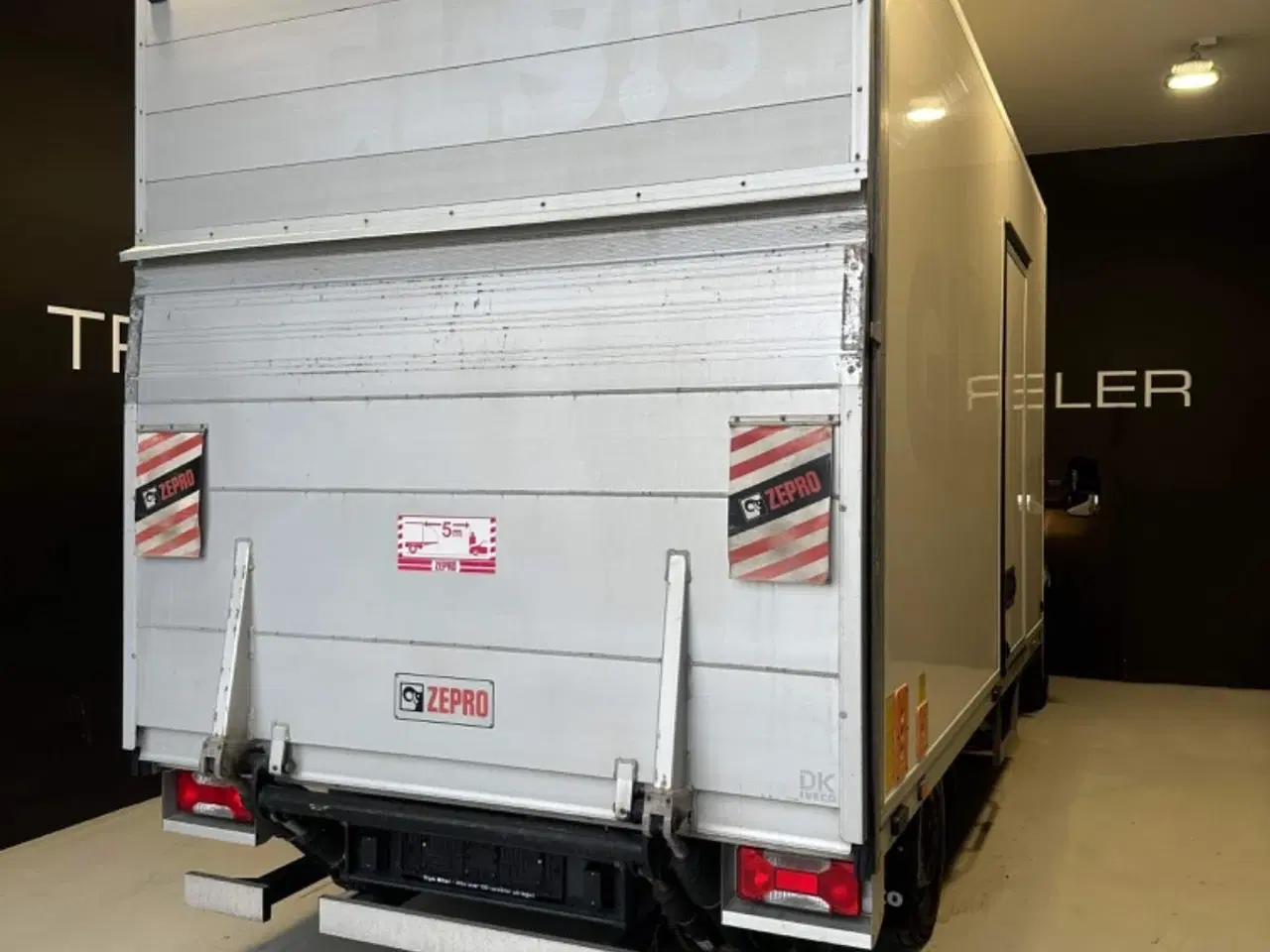 Billede 3 - Iveco Daily 2,3 35S16 Alukasse m/lift AG8