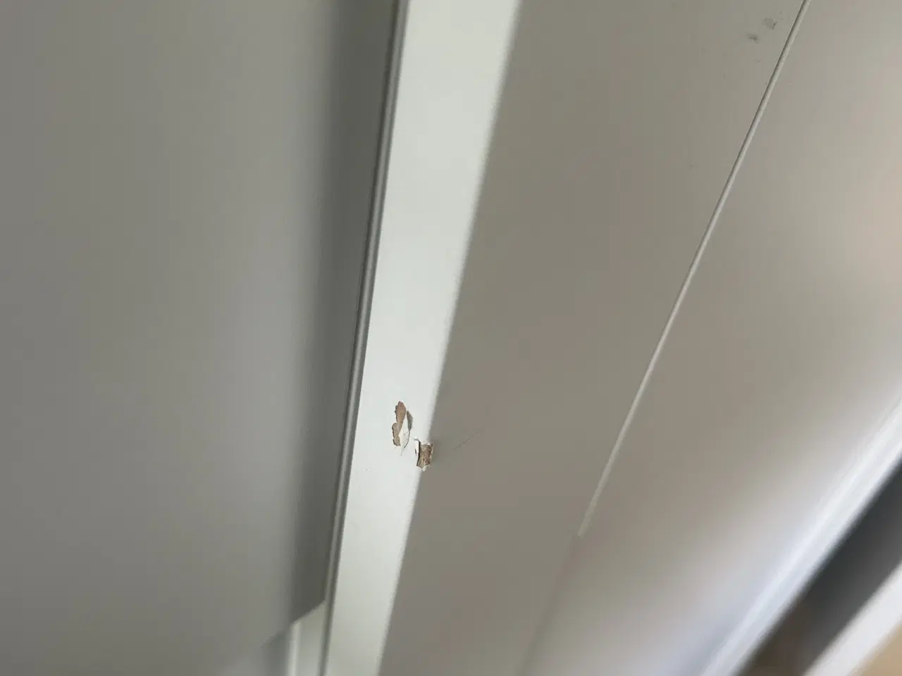 Billede 4 - Klædeskab 