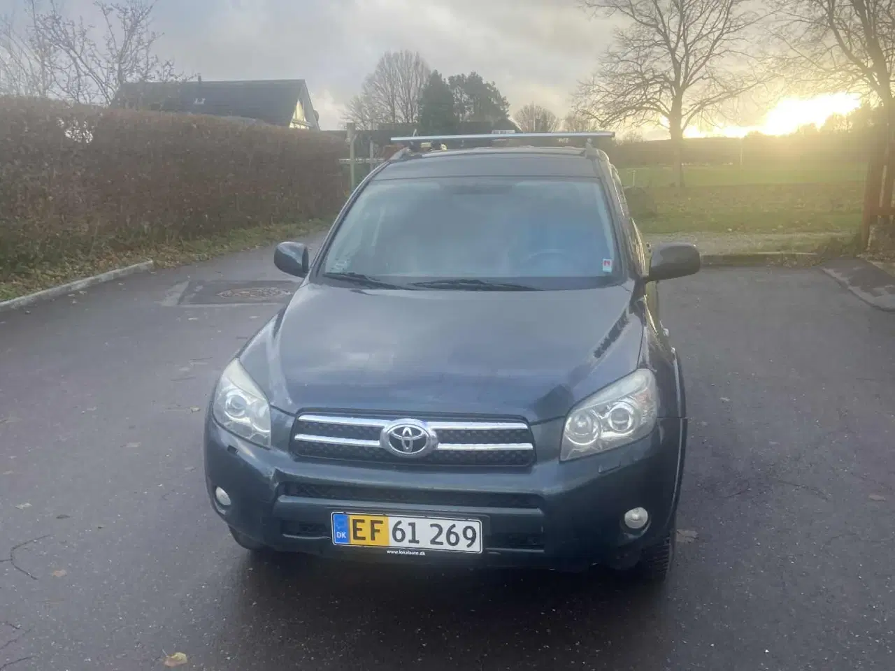 Billede 1 - Fin Toyota Rav 4 sælges 