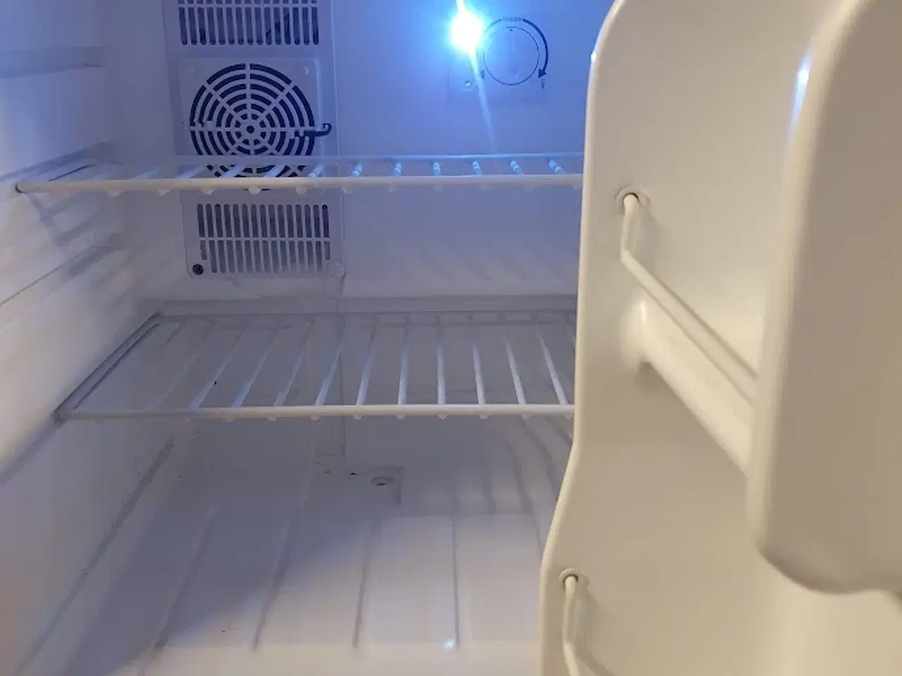 Billede 1 - Bar køler - 42 ltr. mini køleskab. Everglades