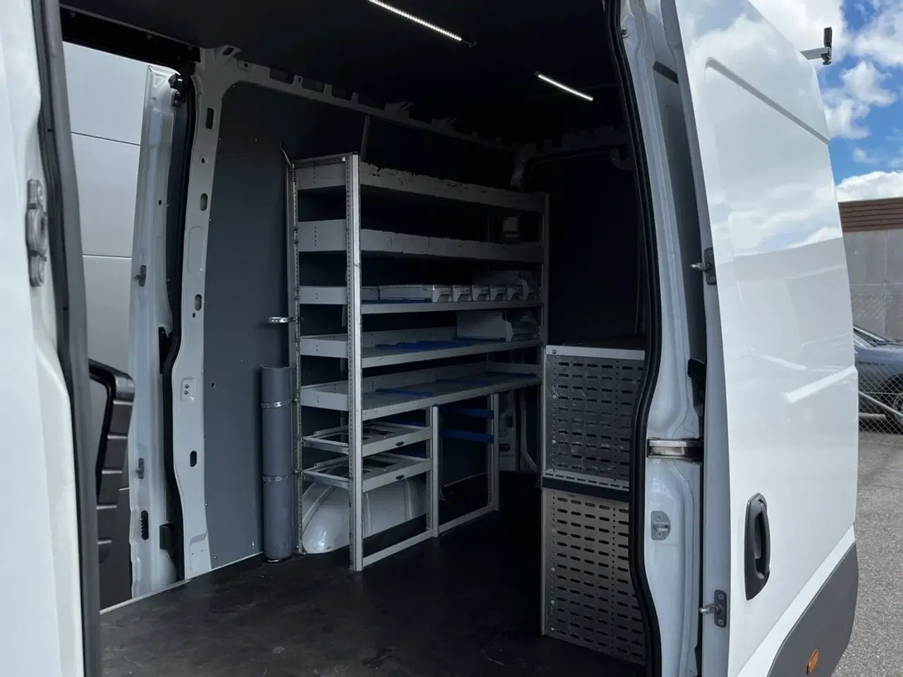 Billede 9 - Iveco Daily 3,0 35S18 12m³ Van AG8