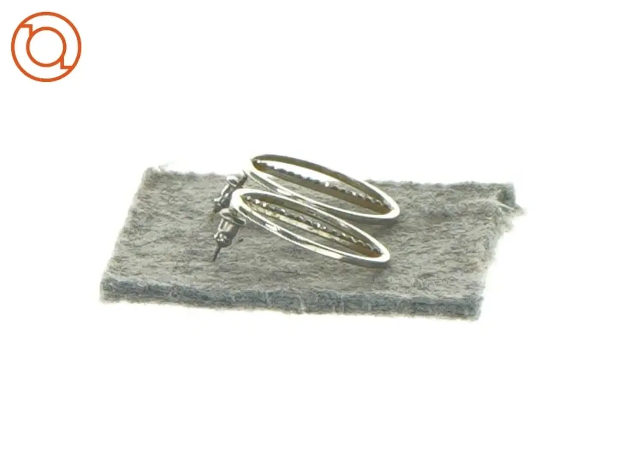 Billede 3 - Øreringe (str. 4 x 4cm)