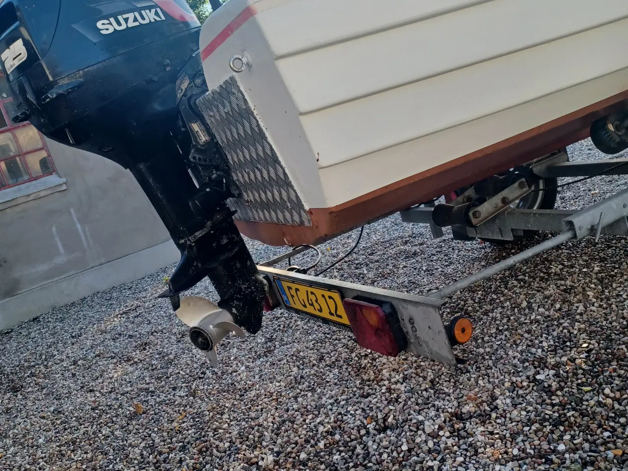 Billede 2 - Jolle med 25 hk motor