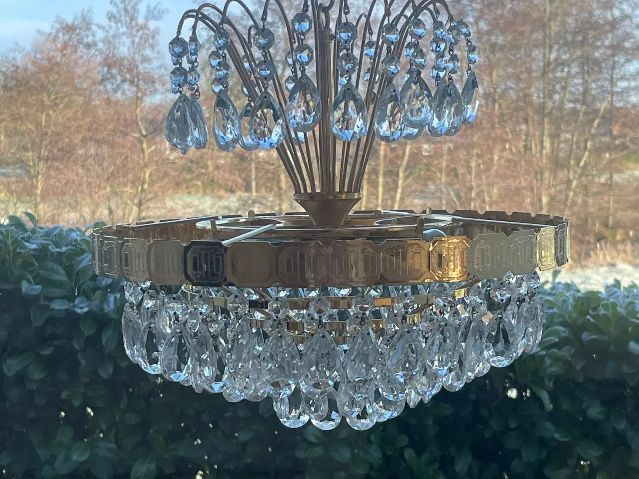 Billede 3 - Smuk lysekrone med krystaller