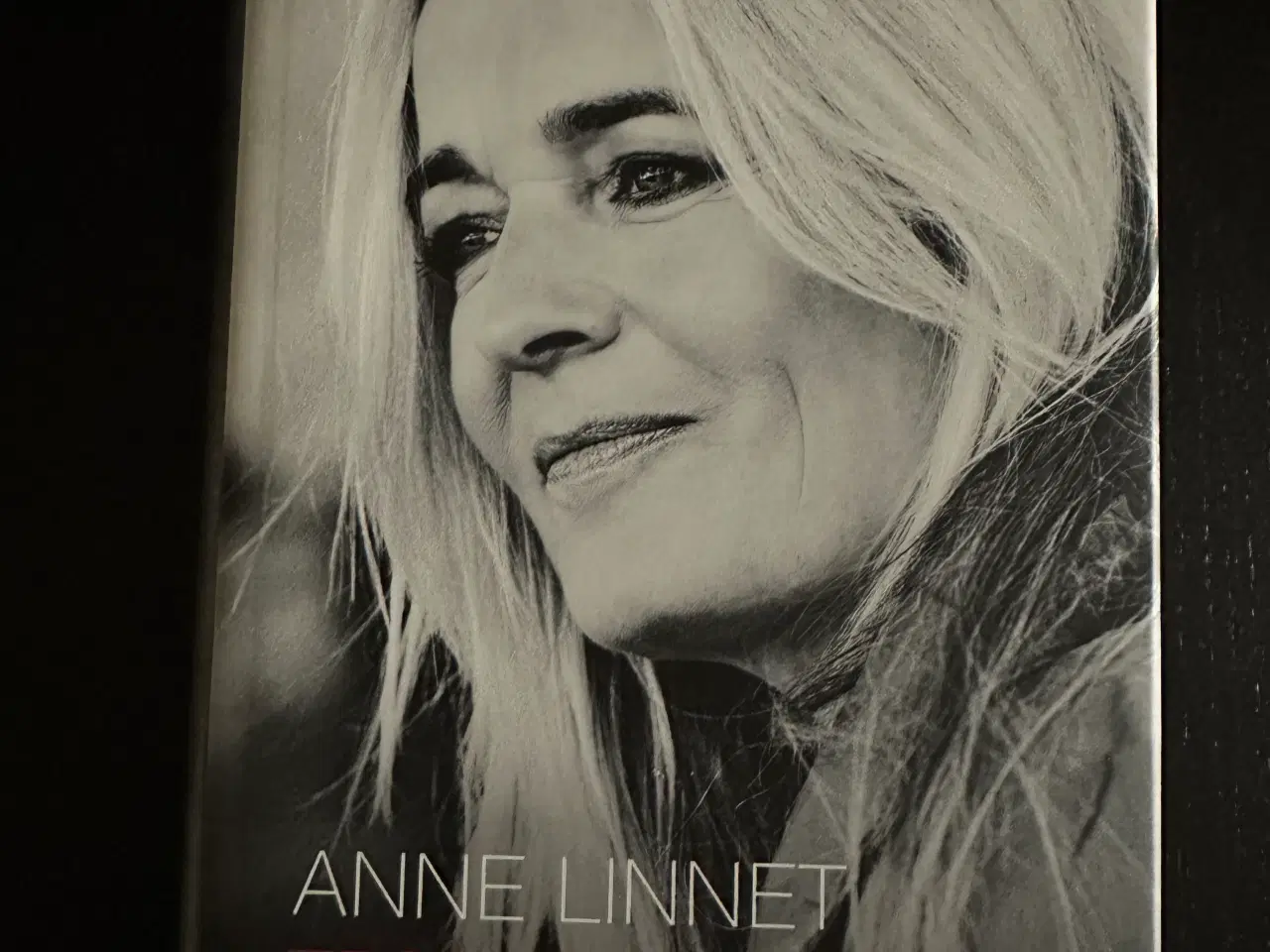 Billede 1 - Anne Linnet bog
