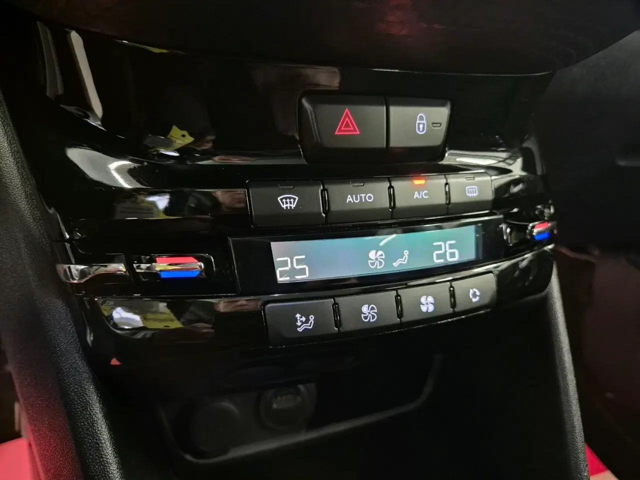 Billede 11 - Peugeot 208 1,5 BlueHDi Allure 100HK 5d