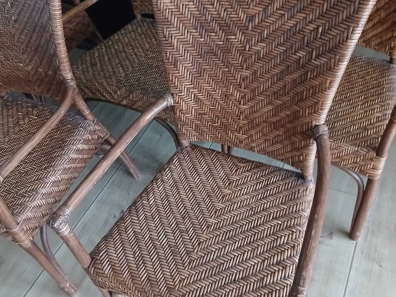 Billede 4 - Meget flotte spisebordsstole.