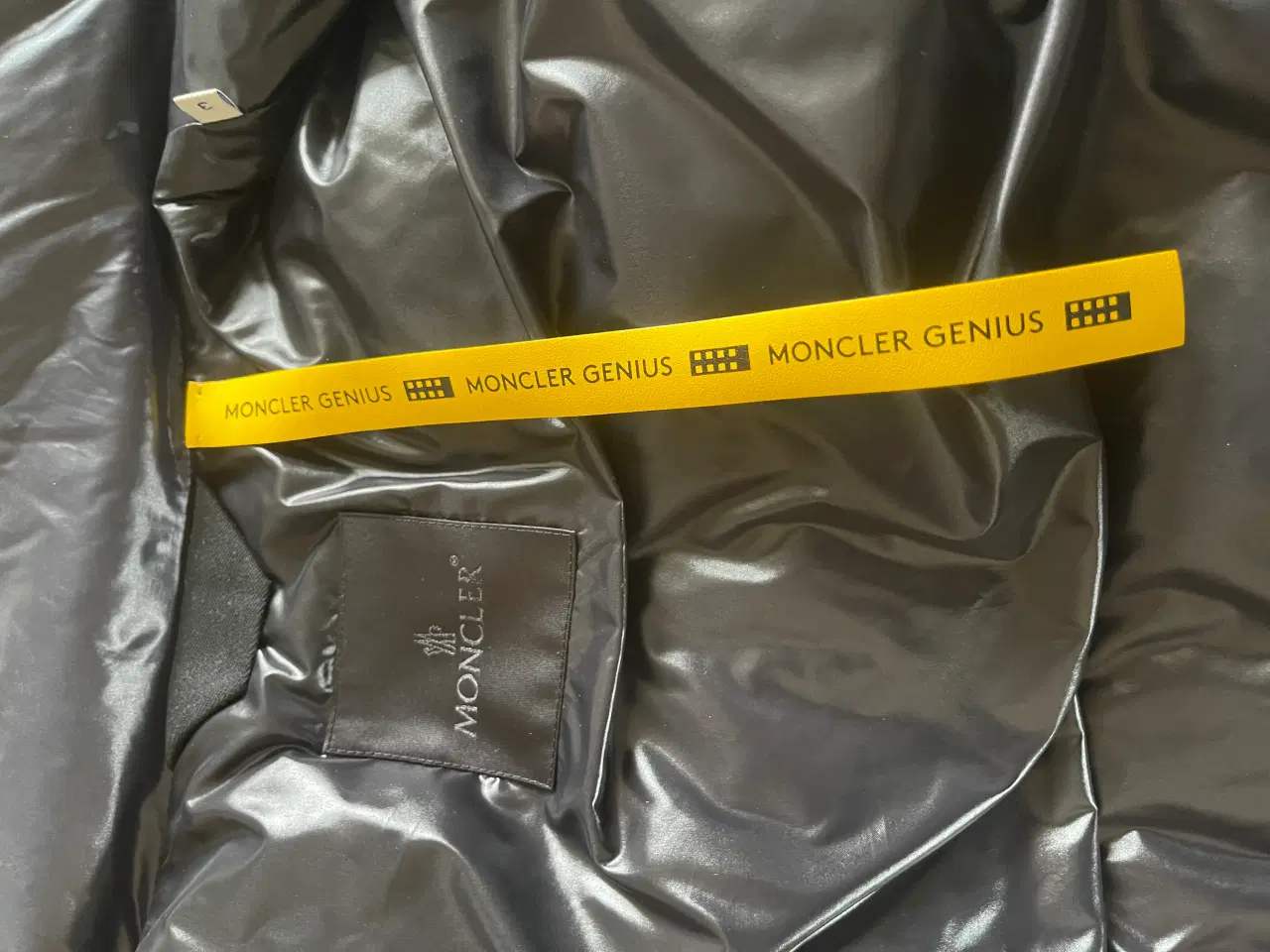 Billede 8 - Moncler Dunvest 