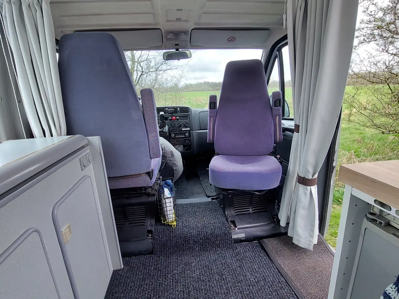 Billede 2 - Velindrettet camper van - klar til nye eventyr