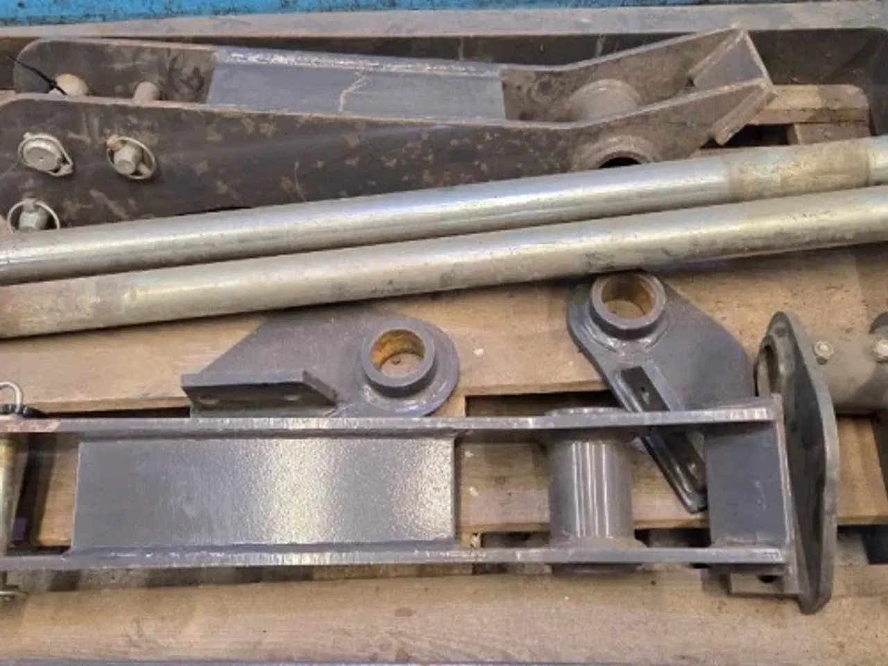 Billede 8 - New Holland B115C Pallegafler Kit 87310367