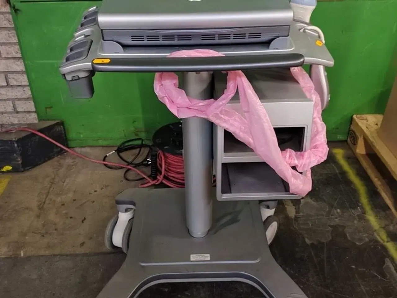 Billede 1 - Ultrasound scanner LOGIQ