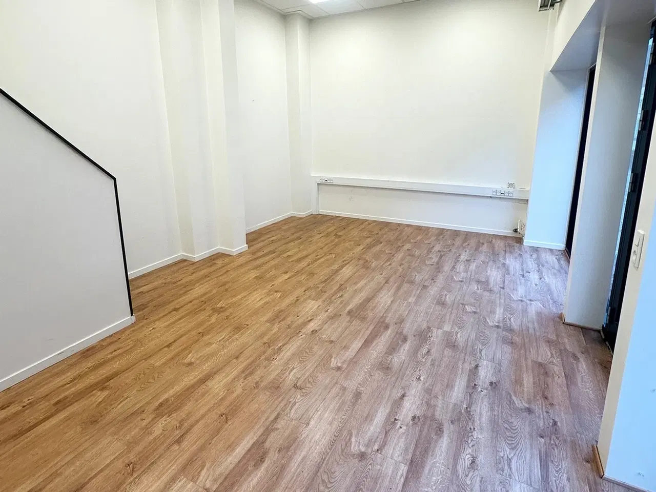 Billede 4 - Moderniseret klinik- eller butikslejemål i Vestbyen