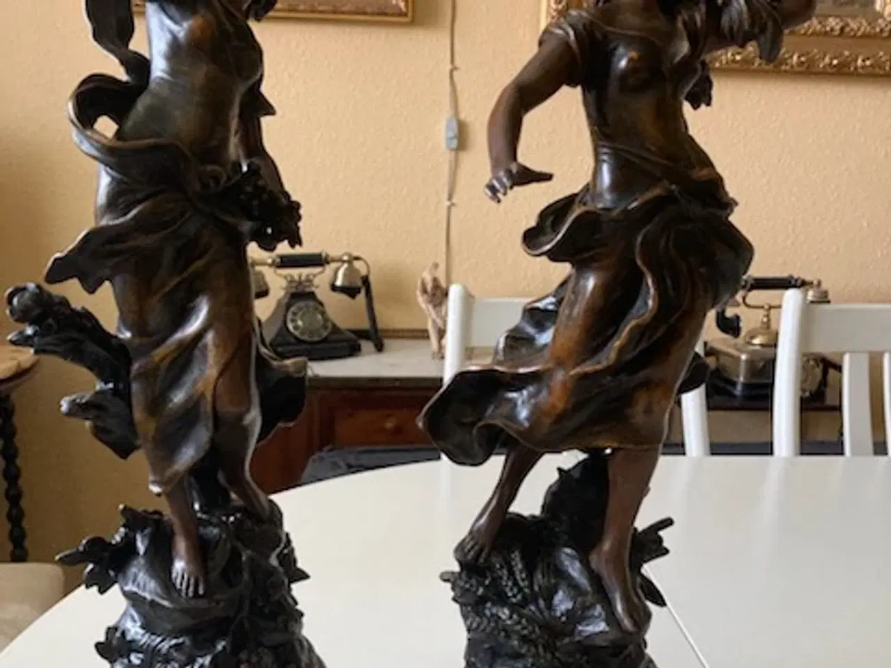 Billede 1 - To flotte Moreau Skulpturer i Patineret Bronze