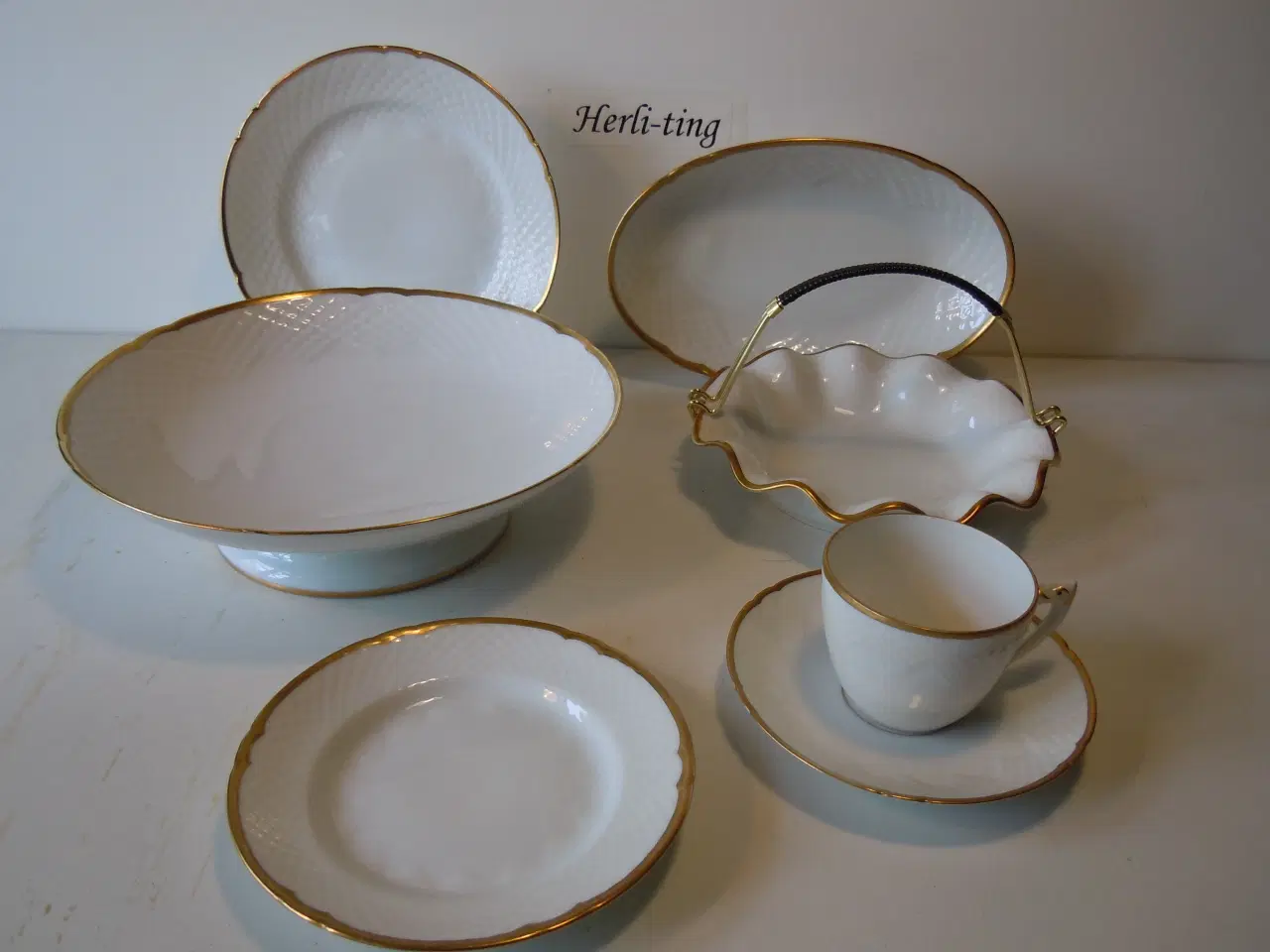 Billede 1 - OPHØRSUDSALG på B&G "Hostrup" stel. Pris fra 