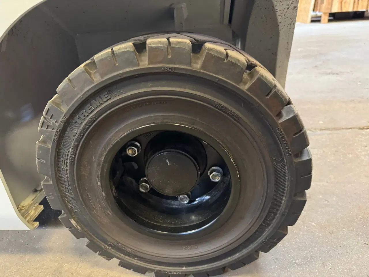 Billede 20 - Unicarriers 1600 kg eltruck. Som ny. Kun 130 timer
