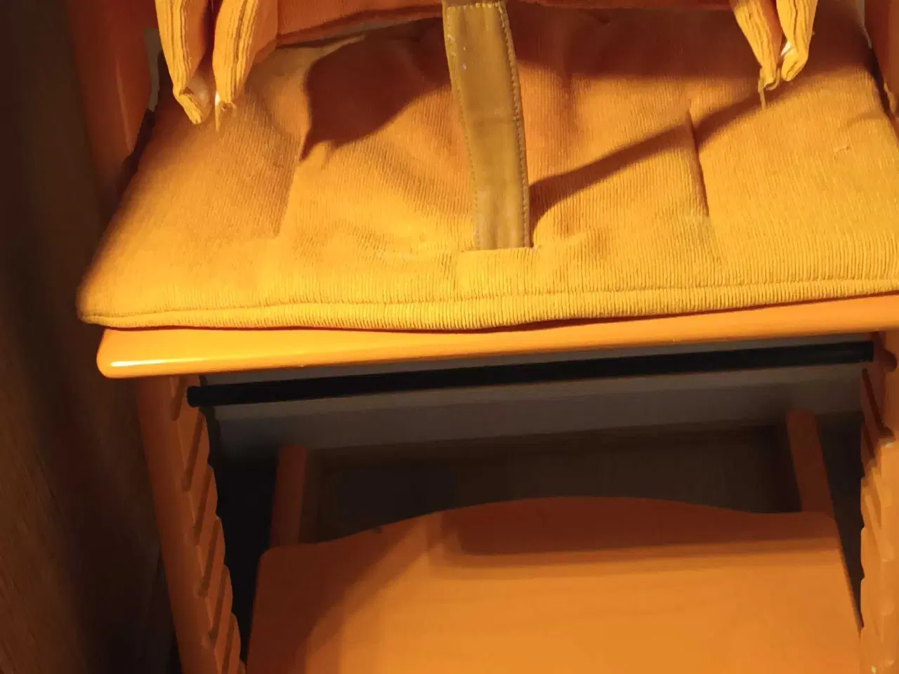 Billede 1 - Tripp Trapp stol sælges.