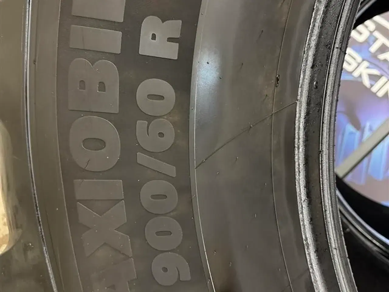 Billede 5 - Michelin 900/60R42