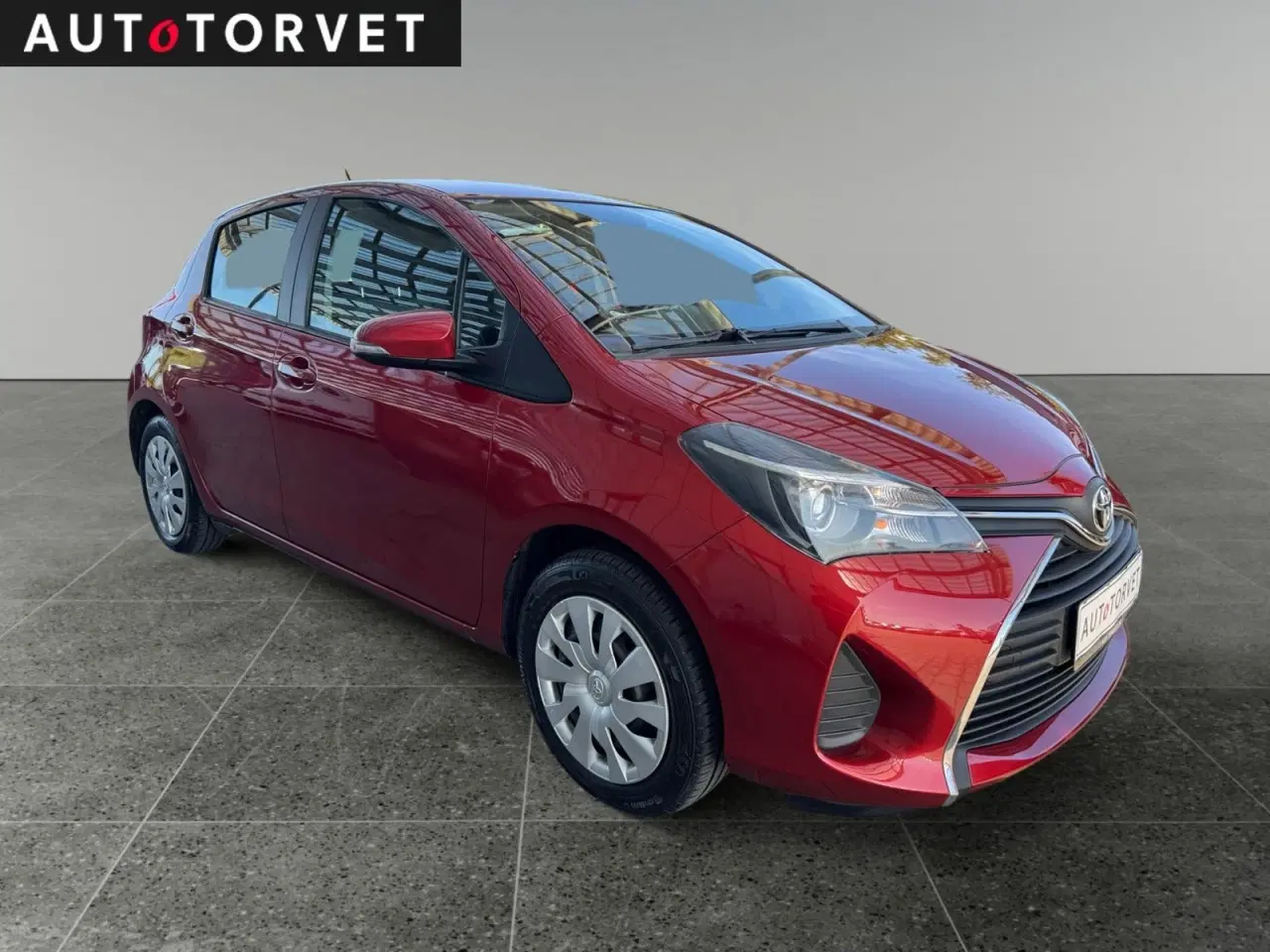 Billede 2 - Toyota Yaris 1,0 VVT-i T2 Touch