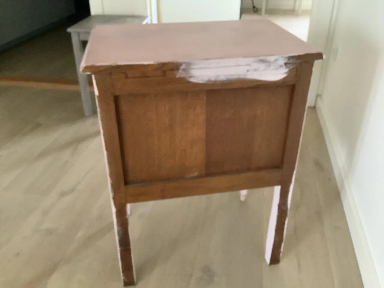 Billede 2 - unikt gammelt Vintage Sengebord