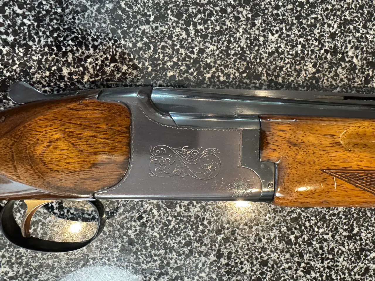 Billede 1 - O/U Haglgevær BC Miroku 12/70, med 10mm skinne