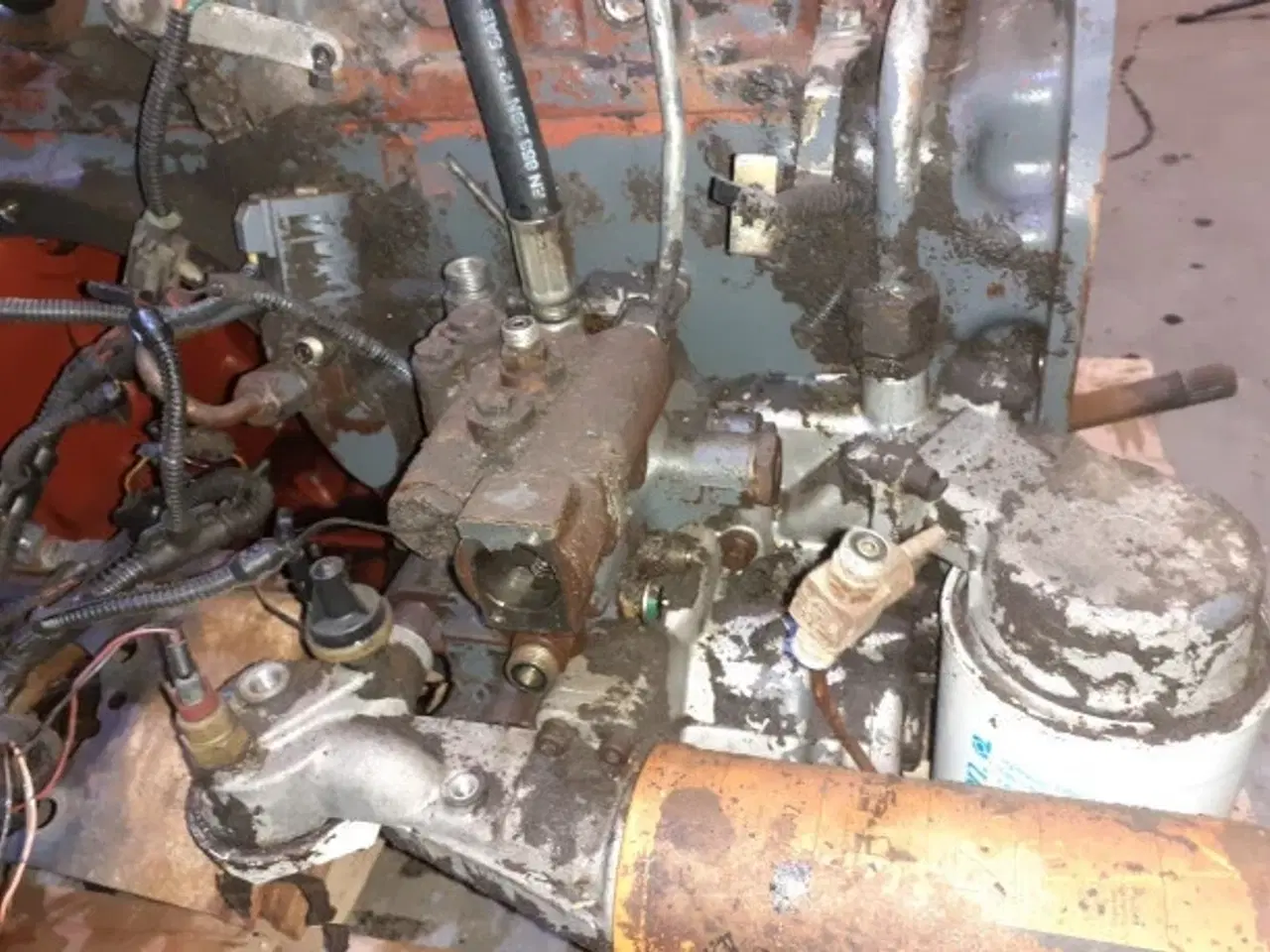 Billede 14 - New Holland 8340 Bagtøj