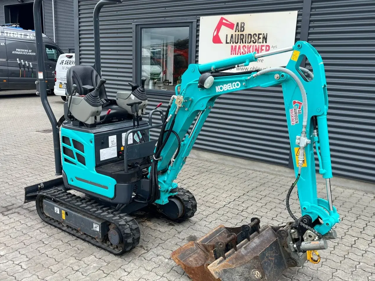 Billede 2 - Kobelco SK10SR Tiltman og 3 skovle