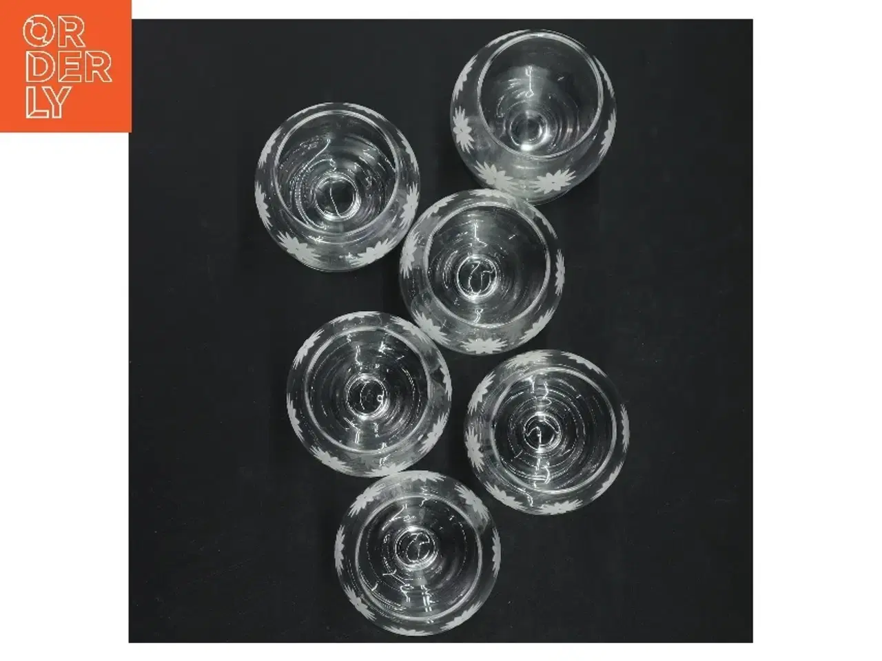 Billede 2 - Smukke håndmalede cognac glas blomstermønster (str. Ø 7 cm)