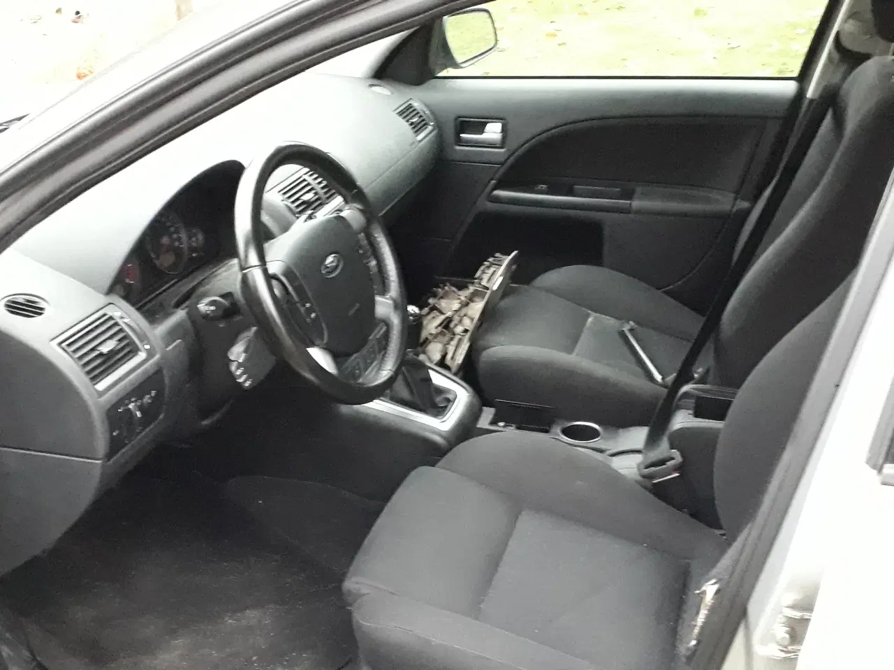 Billede 5 - Ford Mondeo 2,0 16v. år 2005. diverse dele.