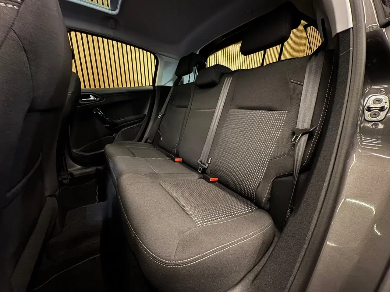 Billede 15 - Peugeot 208 1,2 PureTech 82 Allure Sky