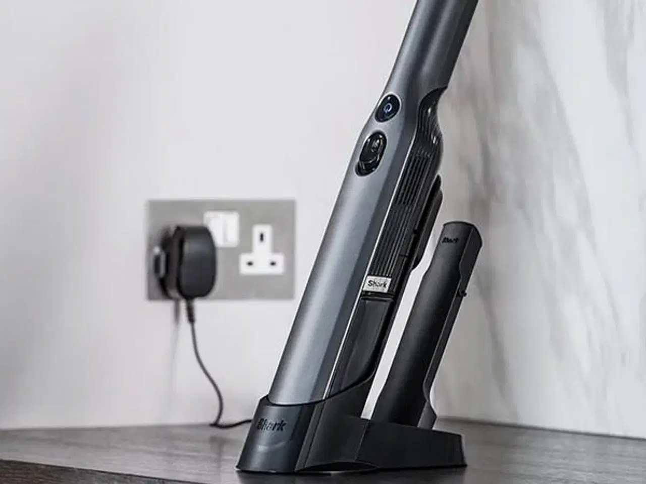 Billede 10 - Håndstøvsuger Shark WV200 trådløs – sølv, posefri