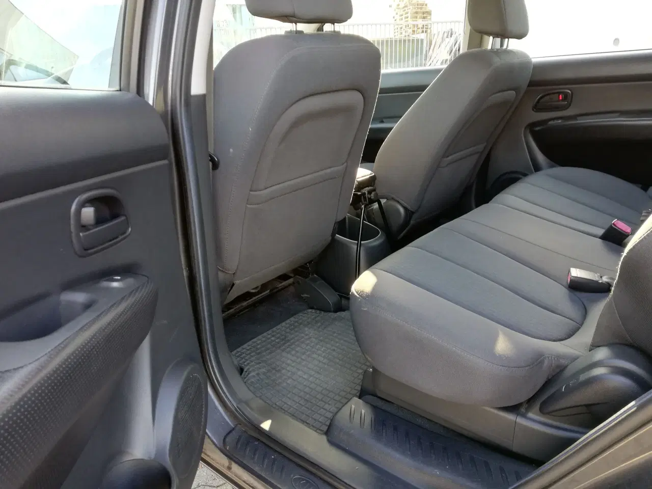 Billede 13 - 7 sæder 236,250km 2,0 144hk med træk/AC