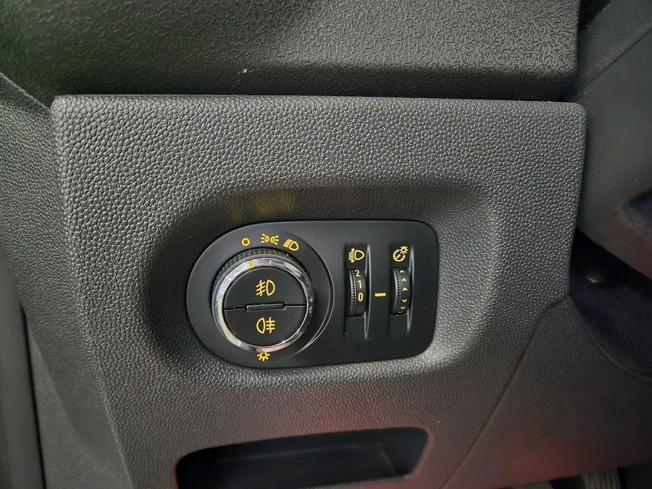 Billede 12 - Opel Corsa 1,3 CDTI DPF Edition 111 95HK 5d