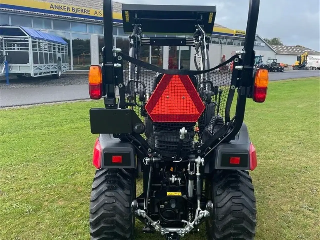 Billede 4 - Yanmar SA 221 4WD Inkl. Frontlæsser og skovl