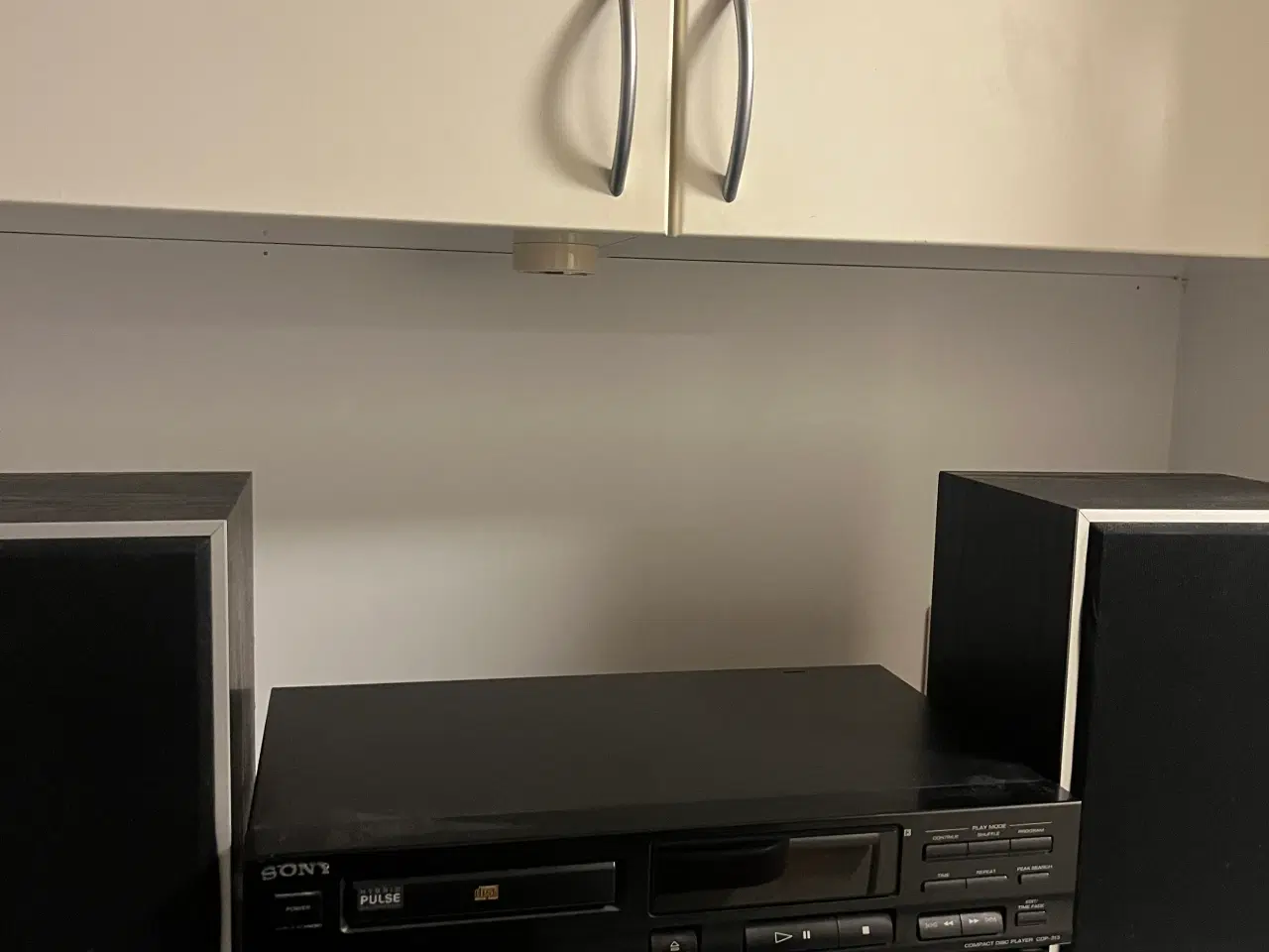 Billede 4 - Pladespiller med anlæg